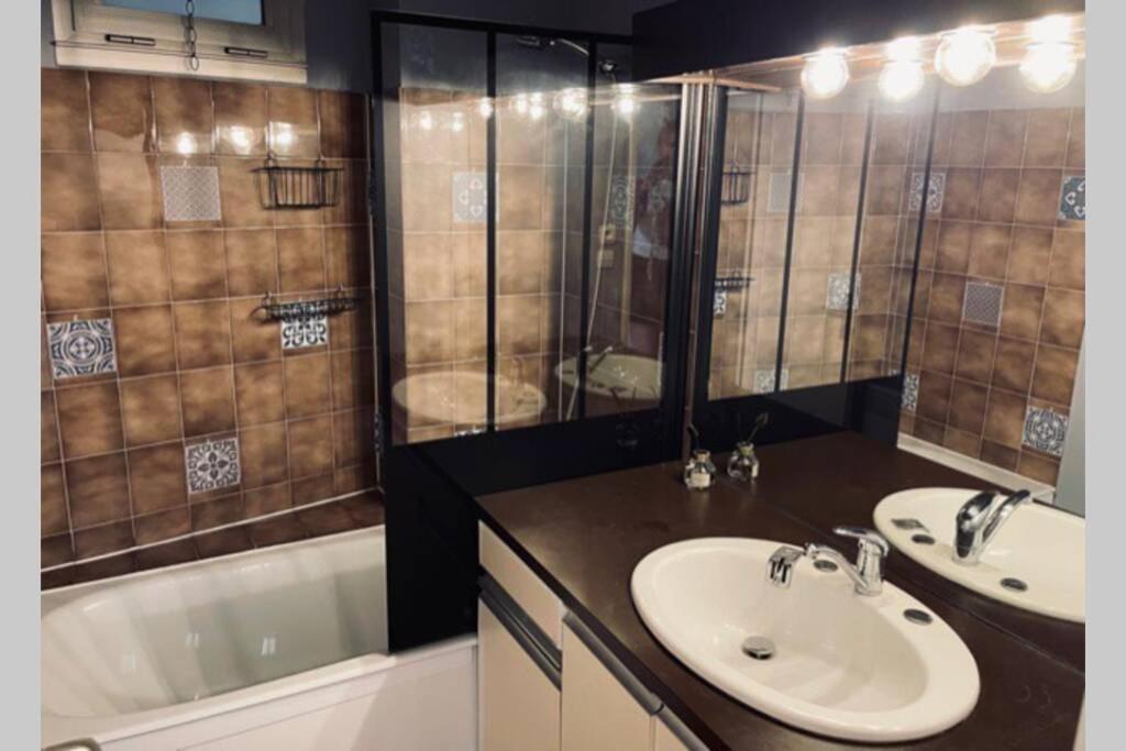 Confortable Appartement A Cavalaire-Sur-Mer Ngoại thất bức ảnh